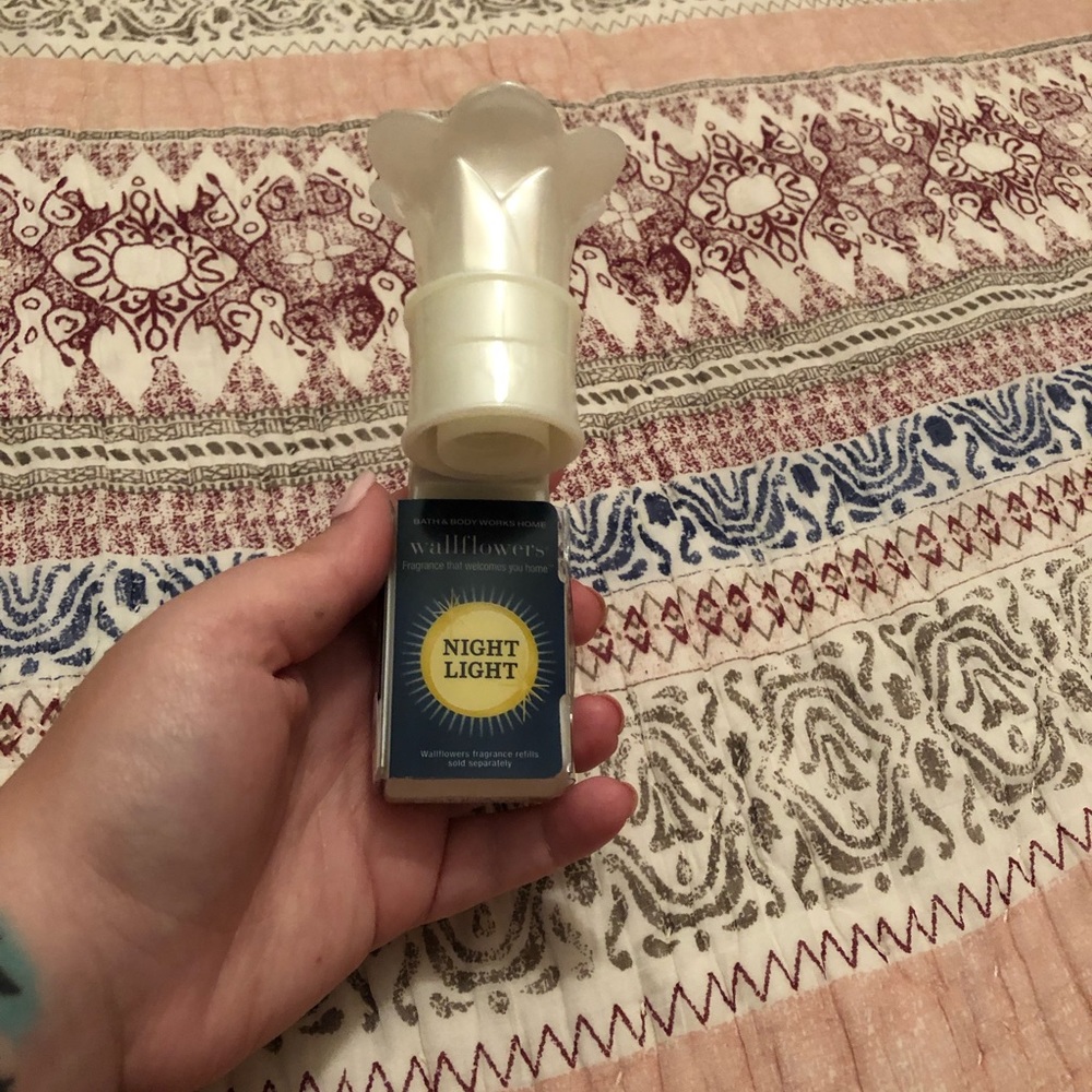 2 Bath and Body Works Plug In